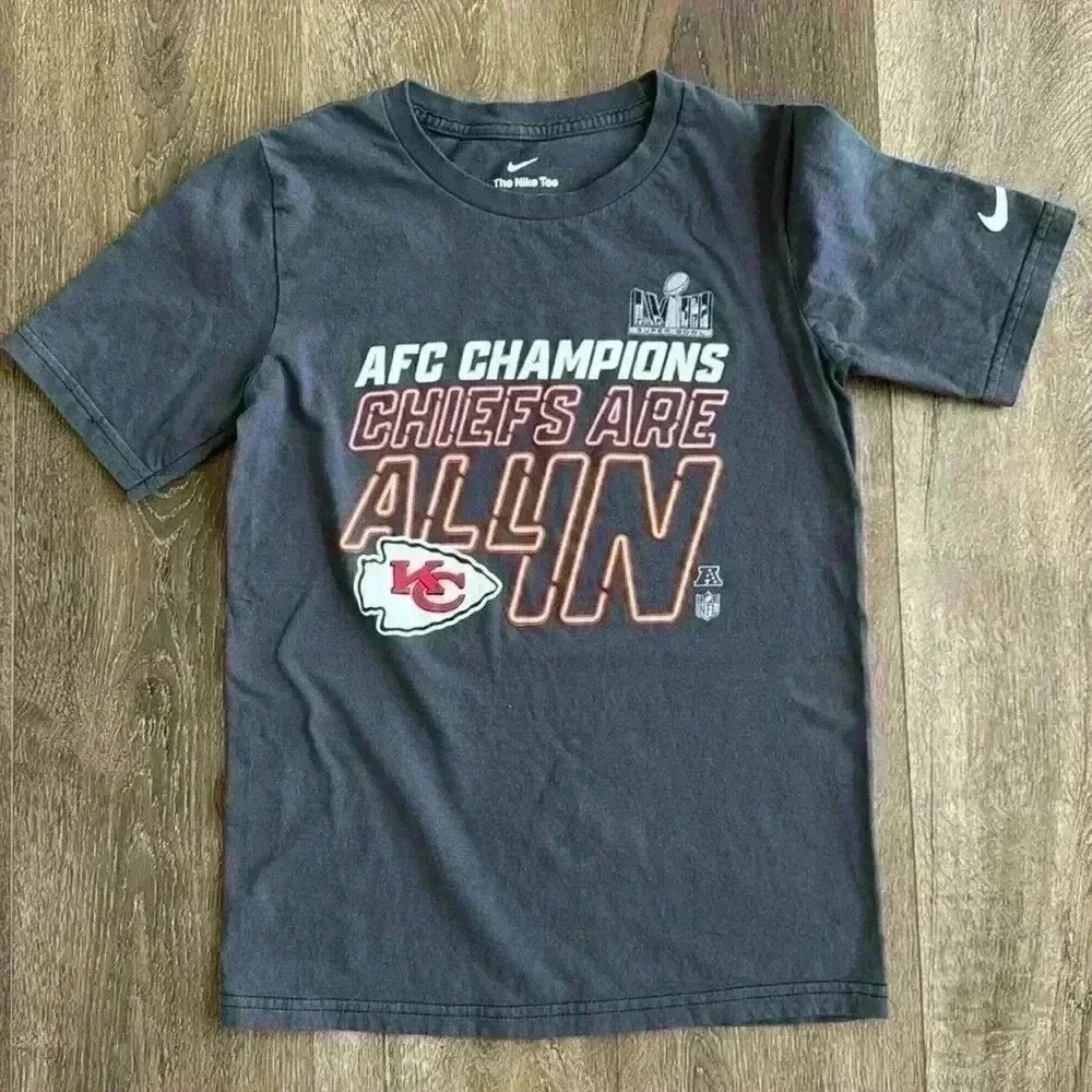 Chiefs Nike Tee AFC Champions Youth size medium